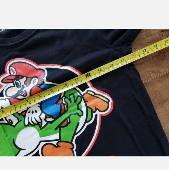 SUPER MARIO & Yoshi "GAME ON" Black Graphic OFFICIAL T-Shirt Women Sz Small - Picture 2 of 6